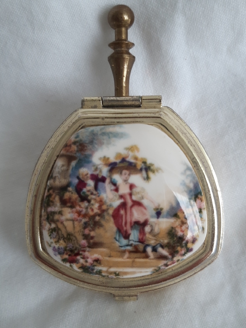 Vintage Portrait Porcelain Compact Ashtray with Gold-Tone Frame
